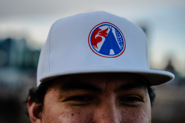 HAT-BILL WARD LIFE ICON: WHITE HAT, MULTI COLOURED ICON
