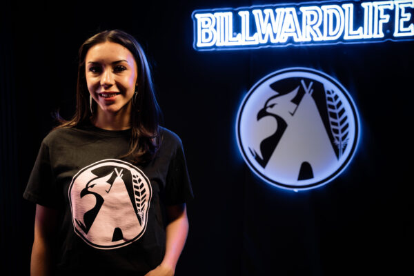 BLACK BILLWARDLIFE T-SHIRT PINK ICON