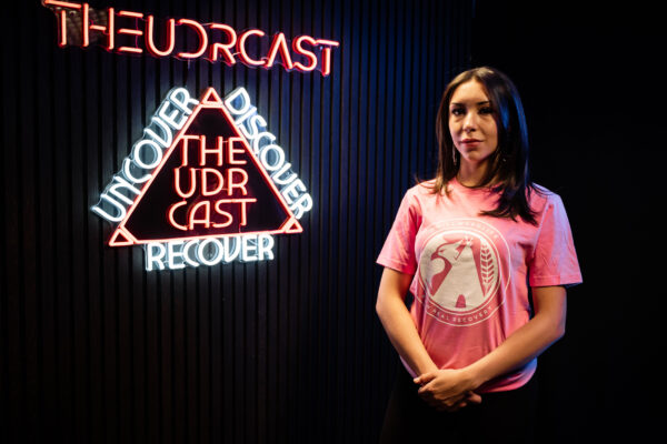 PINK BILLWARDLIFE T-SHIRT W/ WHITE LOGO