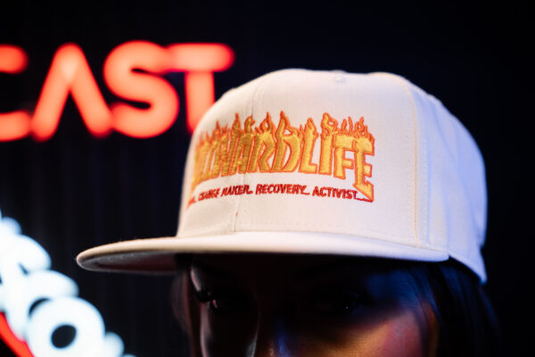 WHITE FLAMES BILLWARDLIFE HAT