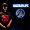 BLACK  BILLWARDLIFE T-SHIRT WITH DARK PINK ICON - Image 4